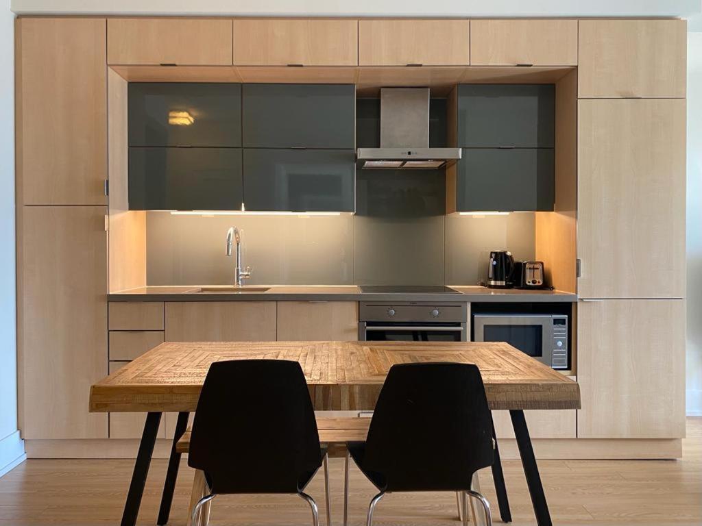 Grand View 2Br/2Ba Condos Cn Tower,Union,Tiff/Mtcc 多伦多 外观 照片