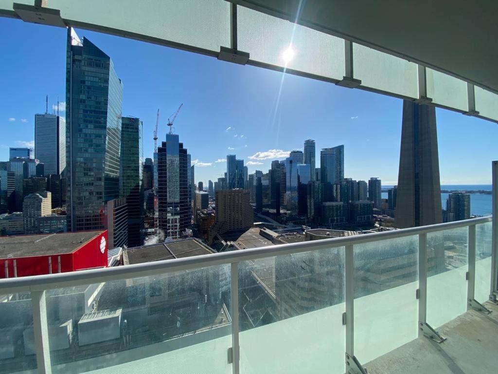 Grand View 2Br/2Ba Condos Cn Tower,Union,Tiff/Mtcc 多伦多 外观 照片