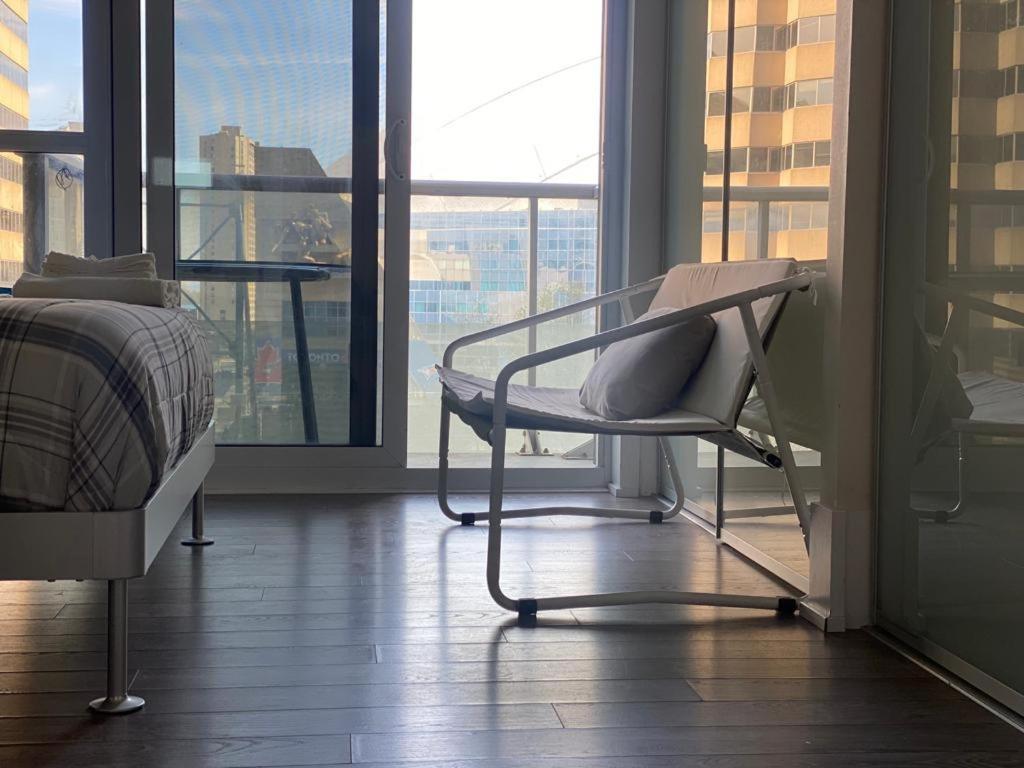 Grand View 2Br/2Ba Condos Cn Tower,Union,Tiff/Mtcc 多伦多 外观 照片