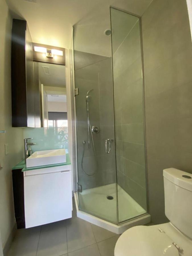 Grand View 2Br/2Ba Condos Cn Tower,Union,Tiff/Mtcc 多伦多 外观 照片