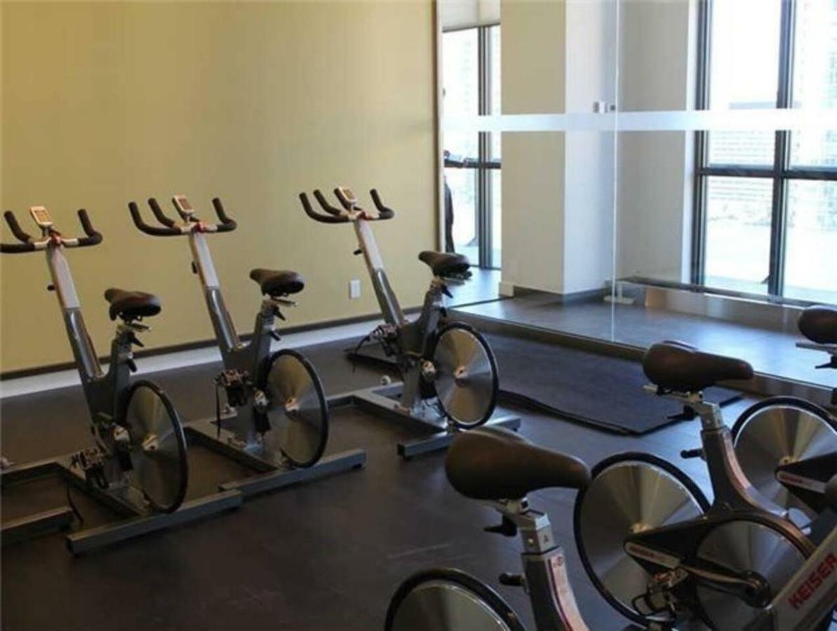 Grand View 2Br/2Ba Condos Cn Tower,Union,Tiff/Mtcc 多伦多 外观 照片